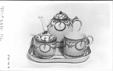 Tasse d'un cabaret (TH 1387 à 1391), image 6/8