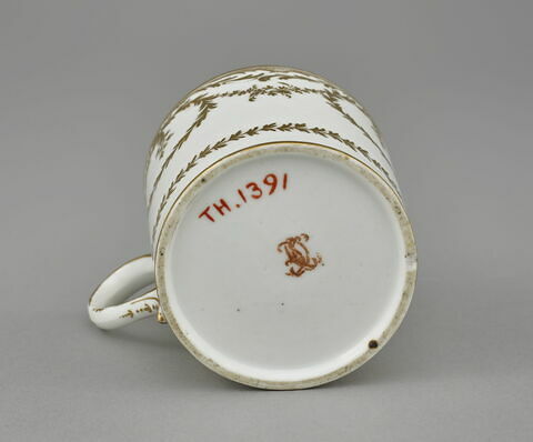 Tasse d'un cabaret (TH 1387 à 1391), image 5/8