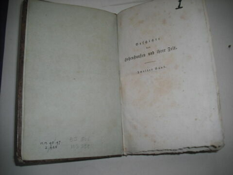 Livre d'études en langue allemande ayant appartenu au duc de Reichstadt : Geschichte der Hohenstaufen und ihrer Zeit. II, Leipzig, 1823. Second volume d'un ensemble de six.