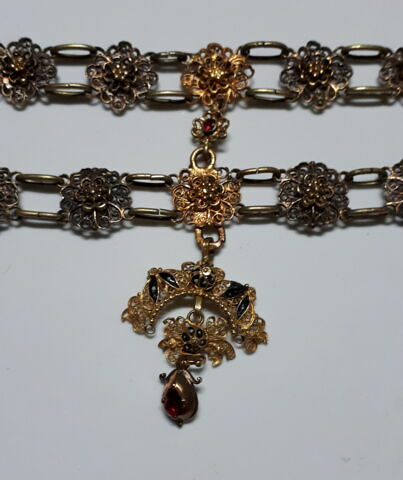 Collier à deux rangs en filigrane, image 4/5
