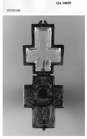 Montre en forme de croix, image 6/7