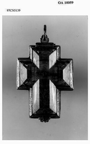 Montre en forme de croix, image 5/7