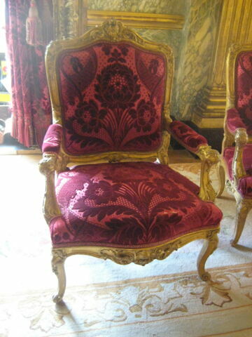 Grand fauteuil.