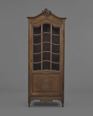 Petite armoire vitrée