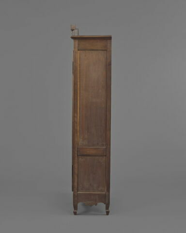 Petite armoire vitrée, image 5/9