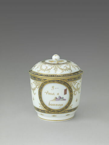 Tasse, d'un cabaret 