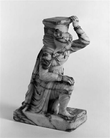 Statuette : prisonnier perse, image 7/8