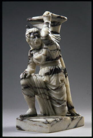 Statuette : prisonnier perse