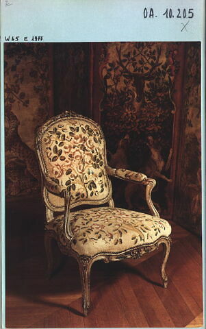 Fauteuil à la reine, d'une suite de six (avec le OA 10205, OA 10206, OA 10207, OA 10208, OA 10209 et OA 10210)