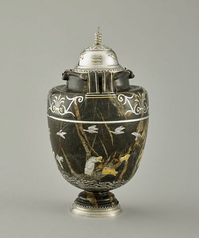 Vase, image 4/4