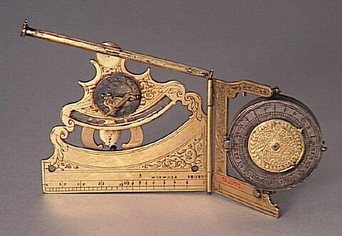 Hausse d'artillerie avec viseur, cadran de boussole et cadran solaire, image 2/4