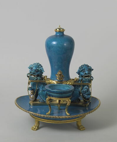 Fontaine à parfum en porcelaine du Japon bleu turquoise