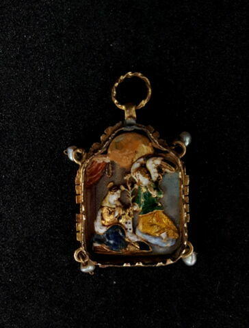 Pendentif en or émaillé