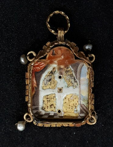 Pendentif en or émaillé, image 2/2