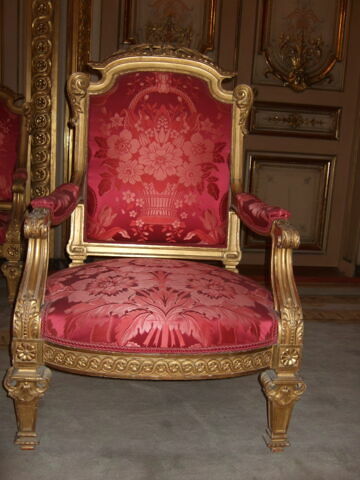 Fauteuil.