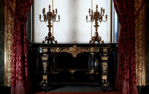 Petite console