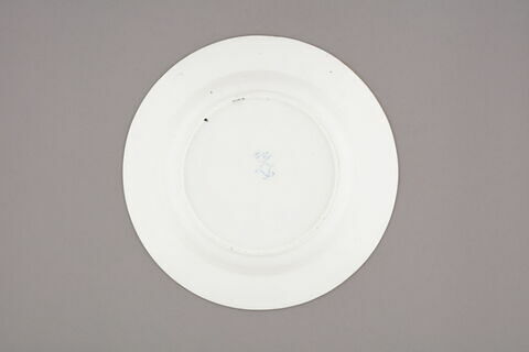 Assiette creuse, d'une série de douze (R 700 à 711), image 2/4