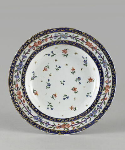 Assiette creuse, d'une série de douze (R 700 à 711), image 7/8