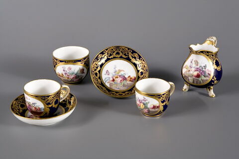 Pièce d'un déjeuner : Soucoupe (b), image 4/5