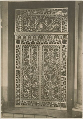 Grille à deux vantaux du château de Maisons-Laffite, image 4/5