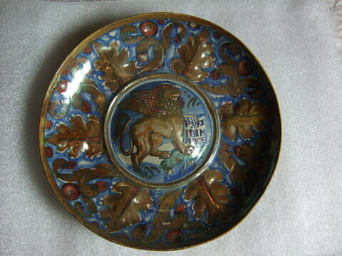 Coupe ronde "abborchiata" : lion de saint Marc