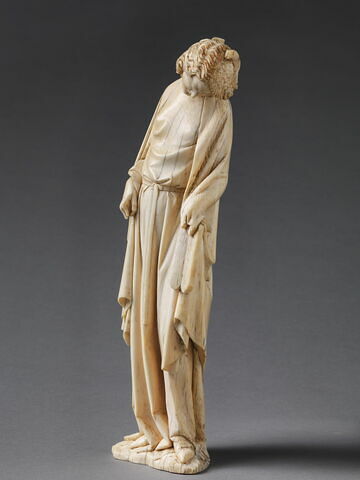 Statuette provenant du groupe représentant la Descente de Croix : la synagogue, image 2/12