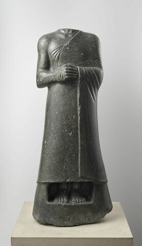 Gudea C dit "aux épaules étroites"