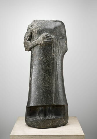 Gudea G dit "à l'épaule brisée"