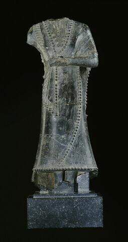 statue, image 11/11