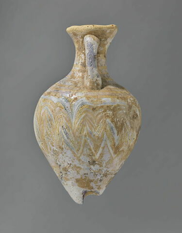 vase, image 2/3