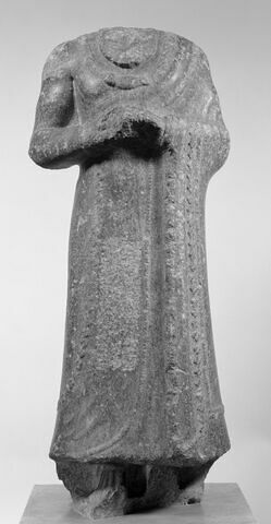 statue, image 11/11