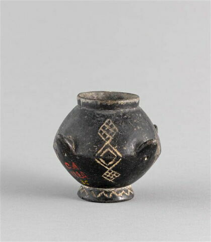 vase, image 7/8