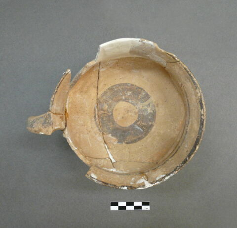 vase, image 3/3