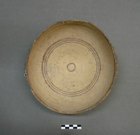 vase, image 2/2