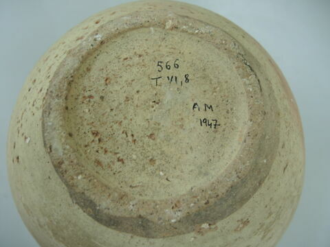 vase, image 2/3