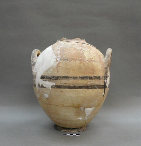 vase, image 3/3