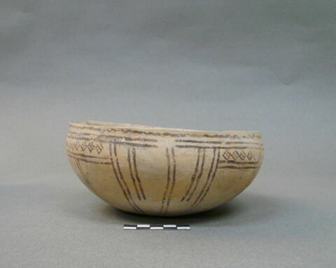 vase, image 3/4