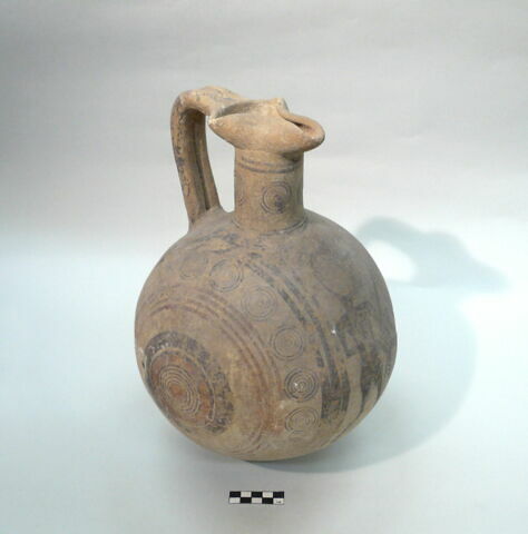 vase, image 4/7