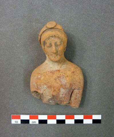 vase  ; figurine ; applique