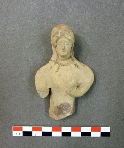 vase  ; figurine ; applique