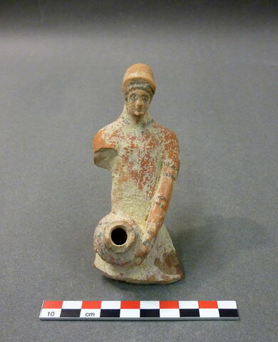 vase  ; figurine ; applique