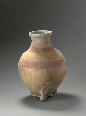 vase, image 2/2