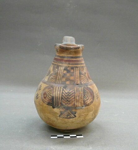 vase, image 3/5