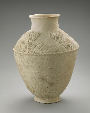 vase, image 3/16
