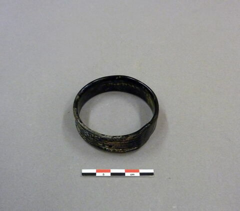 bracelet, image 3/3