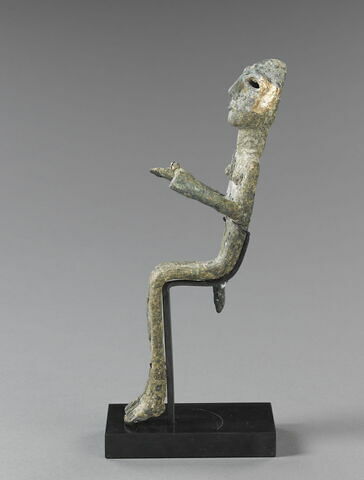 figurine, image 2/2