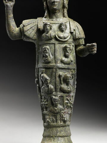 figurine, image 8/13