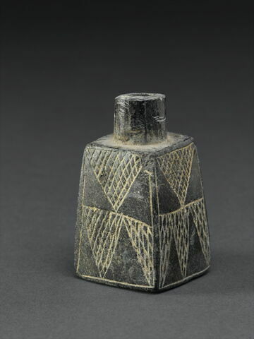 vase, image 6/7