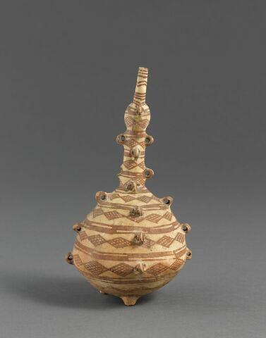 vase, image 3/4