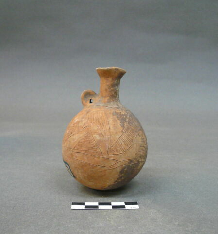 vase, image 3/4